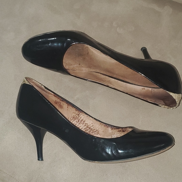 Roberto Vianni patent black leather pumps - Picture 9 of 10